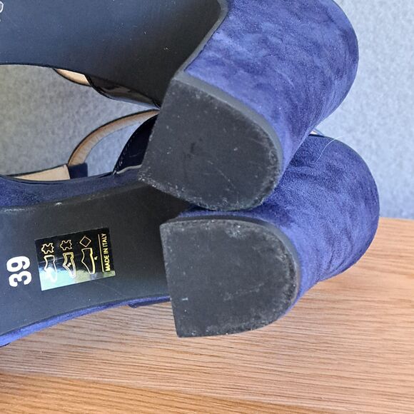 Vernissage Blue Suede Sandals Leather Slingback Heels Womens 9 US 39 EU T-Strap - Picture 13 of 14